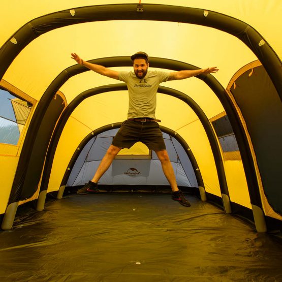 WORMHOLE TENT 8-10 PERSON