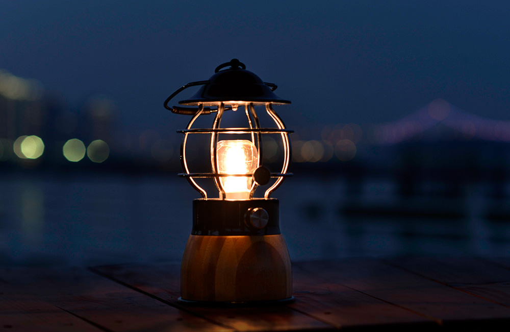 MODERN LED LANTERN
